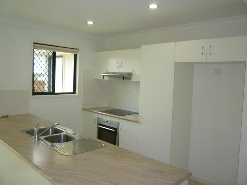 15 Viney Street, Gracemere QLD 4702