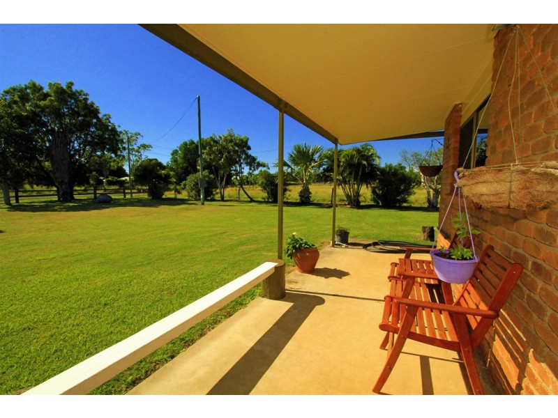 23 Brooks Street, Gracemere QLD 4702