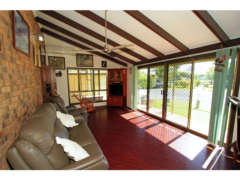 23 Brooks Street, Gracemere QLD 4702