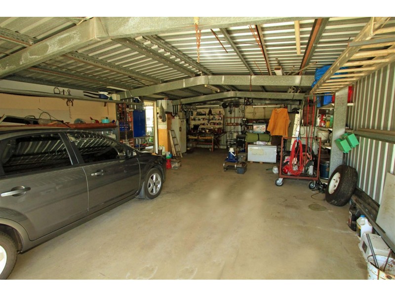 23 Brooks Street, Gracemere QLD 4702