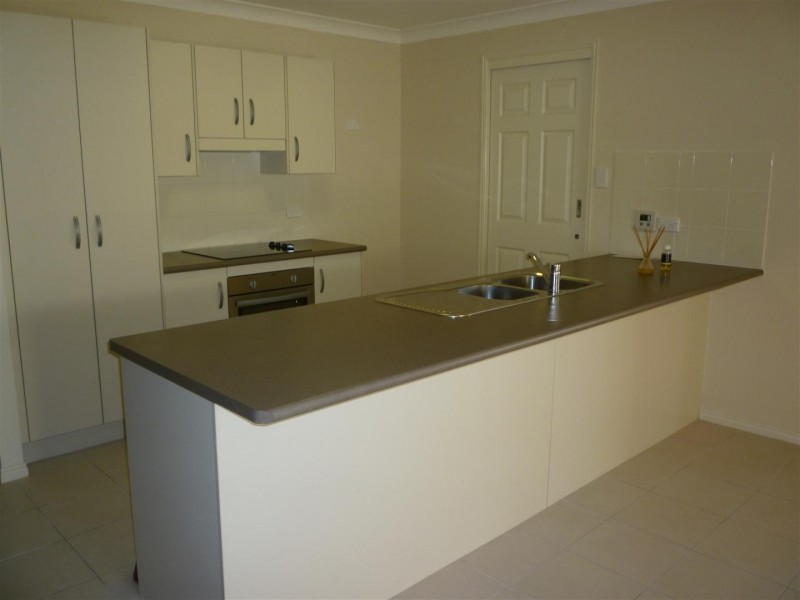 21 Joseph Street, Gracemere QLD 4702