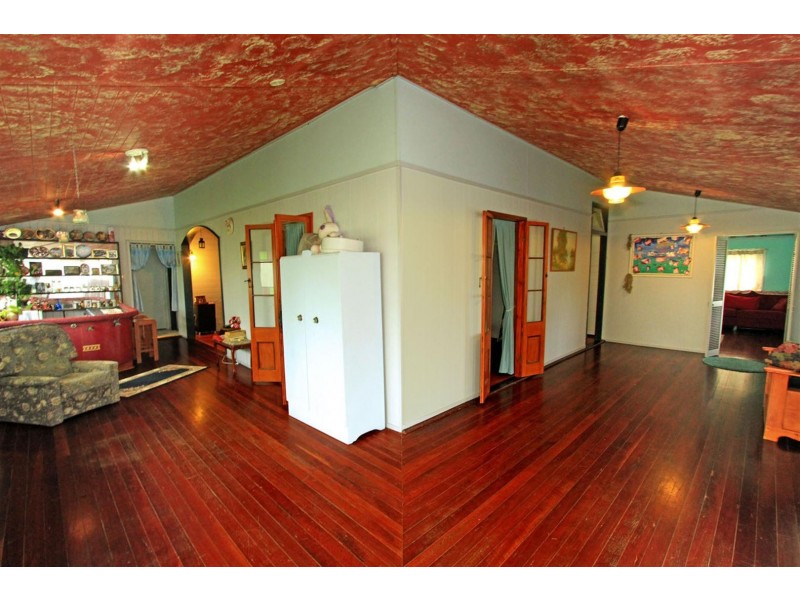 15 Nicholson Street, Allenstown QLD 4700