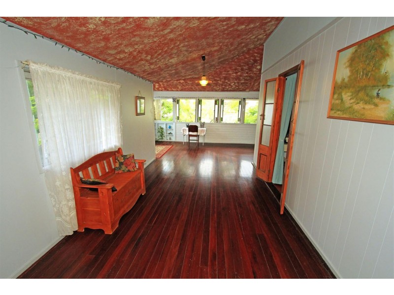 15 Nicholson Street, Allenstown QLD 4700