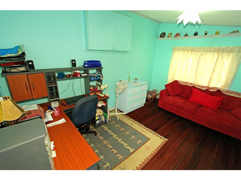 15 Nicholson Street, Allenstown QLD 4700