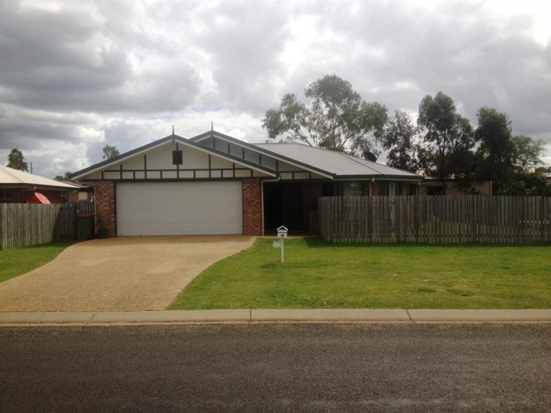 28 Donovan Crescent, Gracemere QLD 4702