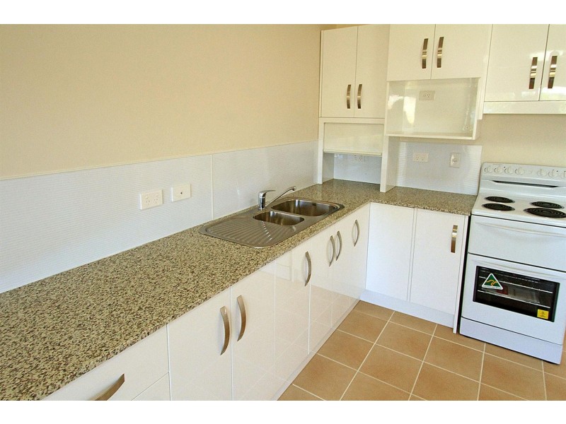 4/77 High Street, Berserker QLD 4701