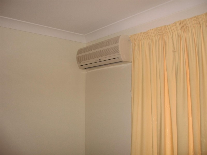 16 Gleeson Close, Gracemere QLD 4702