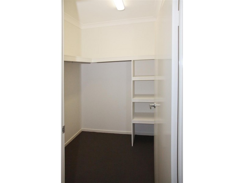 5 Corella Drive, Gracemere QLD 4702