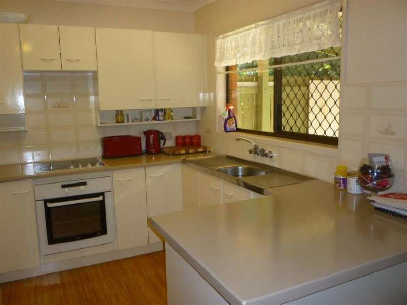 12 Lodwick Close, Gracemere QLD 4702