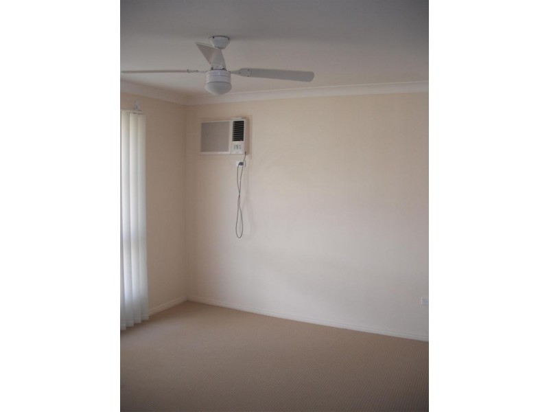 33 Seonaid Place, Gracemere QLD 4702