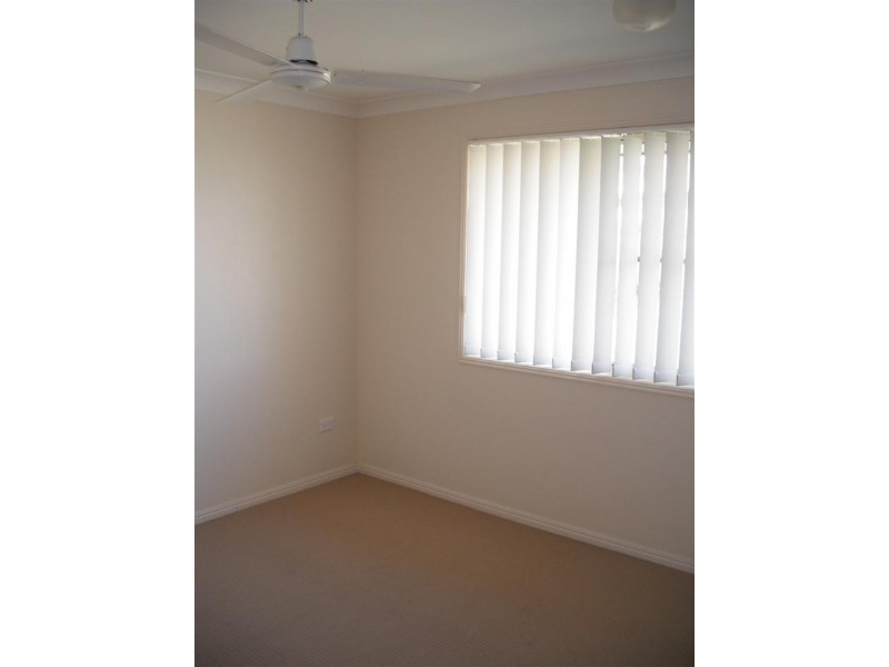 33 Seonaid Place, Gracemere QLD 4702