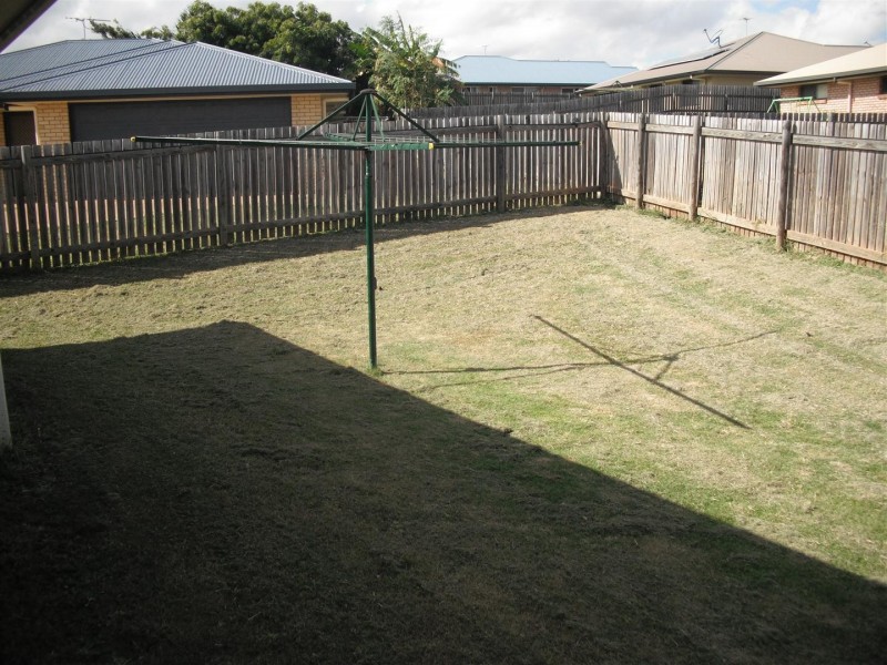 33 Seonaid Place, Gracemere QLD 4702