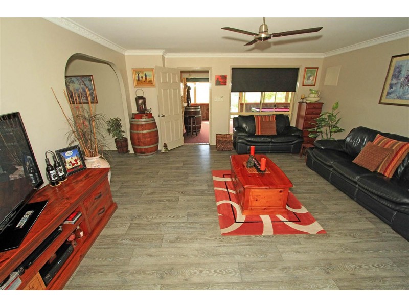 15 Bucholz Rd, Kabra QLD 4702