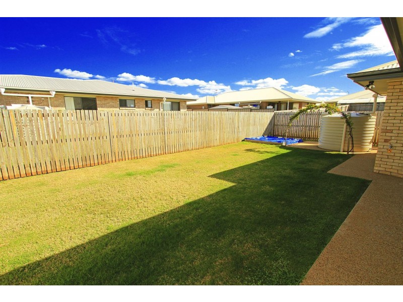 25 Tawarra Crescent, Gracemere QLD 4702