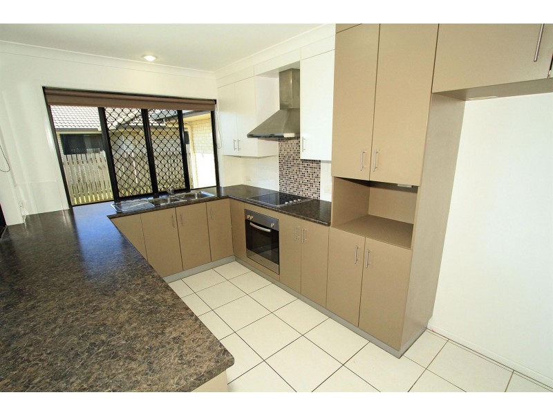 4 Rosella Drive, Gracemere QLD 4702