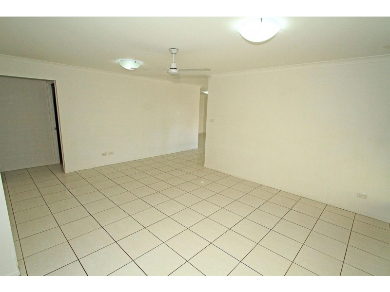 4 Rosella Drive, Gracemere QLD 4702