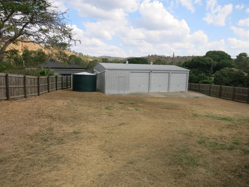 4 Queen Street, Mount Morgan QLD 4714