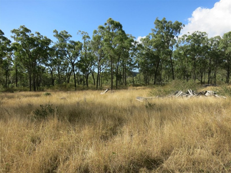 535 Fire Creek Road, Raglan QLD 4697