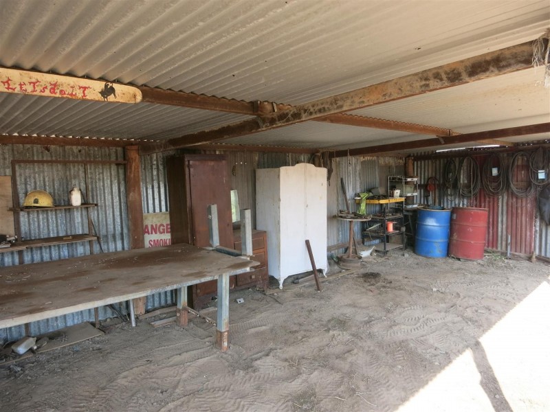 535 Fire Creek Road, Raglan QLD 4697