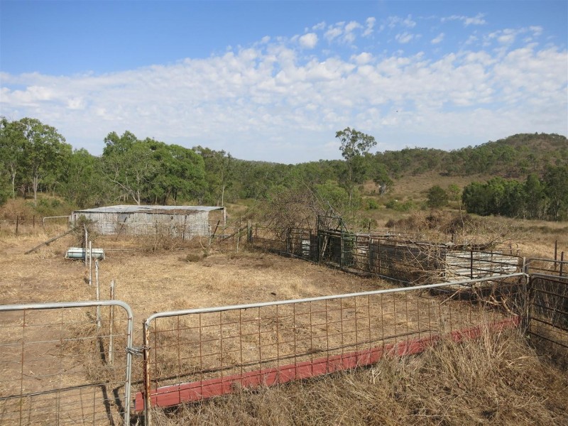 535 Fire Creek Road, Raglan QLD 4697