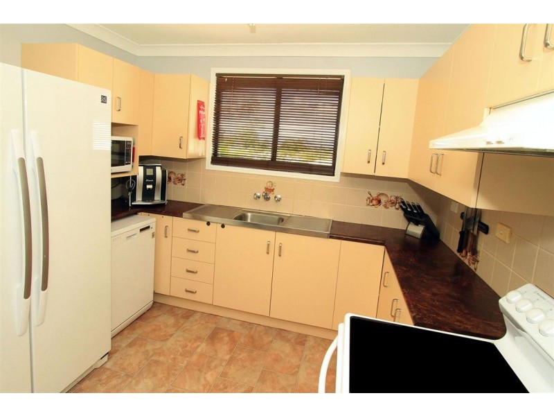 76 Donovan Crescent, Gracemere QLD 4702