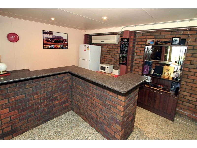 76 Donovan Crescent, Gracemere QLD 4702