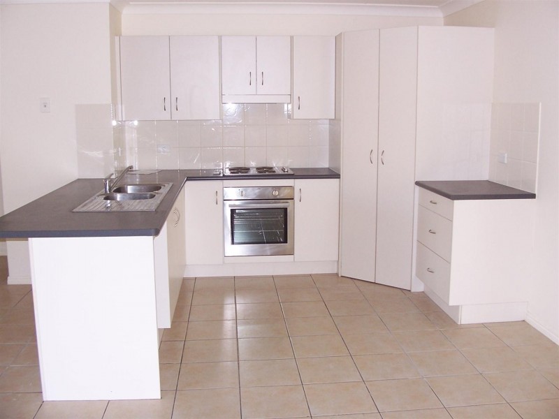 7 Seonaid Place, Gracemere QLD 4702