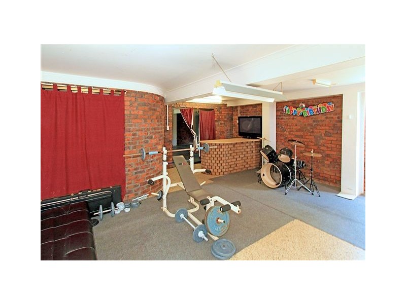 28 Barry Street, Gracemere QLD 4702