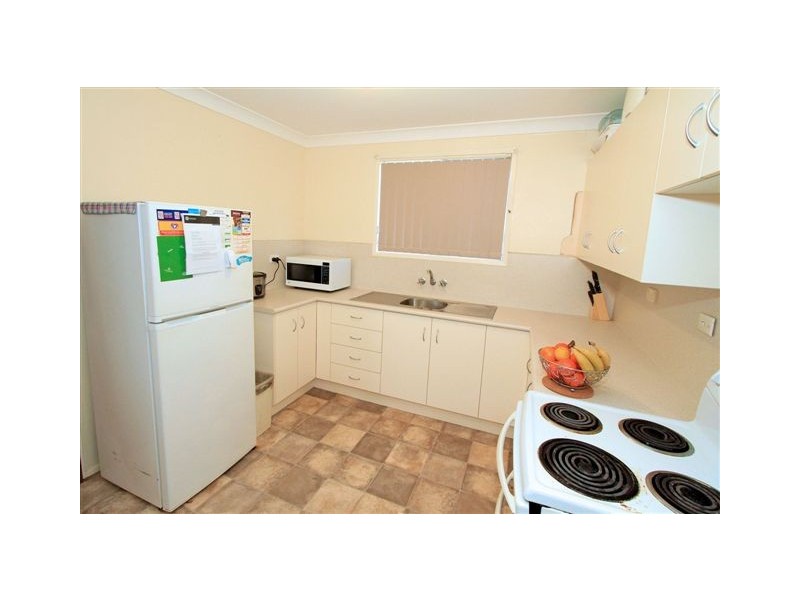 28 Barry Street, Gracemere QLD 4702