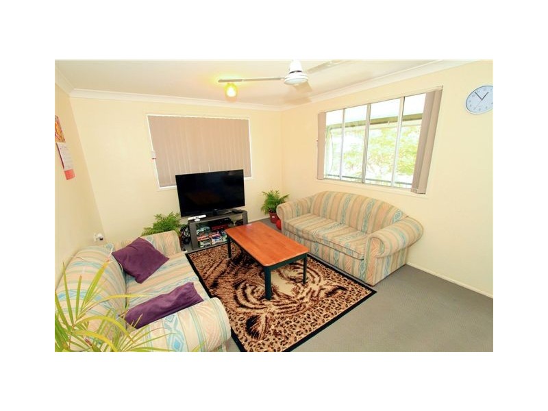 28 Barry Street, Gracemere QLD 4702
