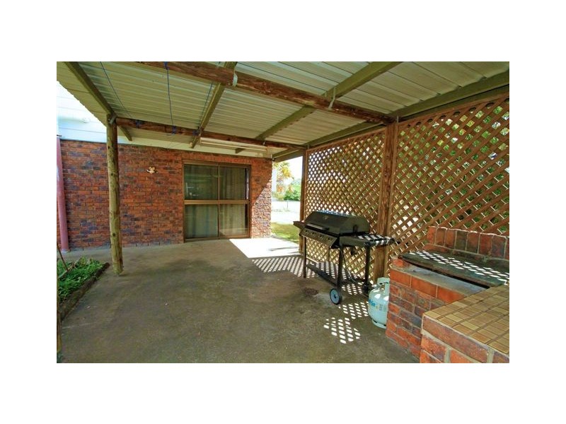 28 Barry Street, Gracemere QLD 4702