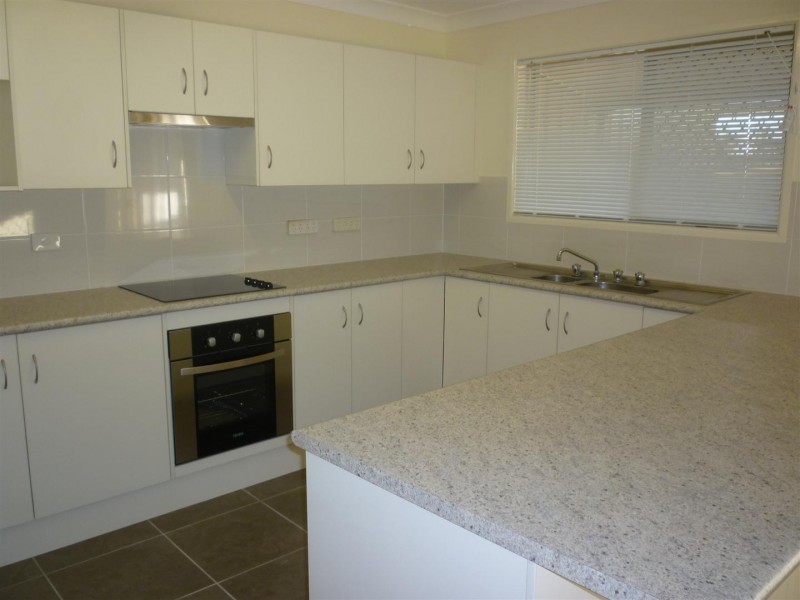 134 Middle Road, Gracemere QLD 4702