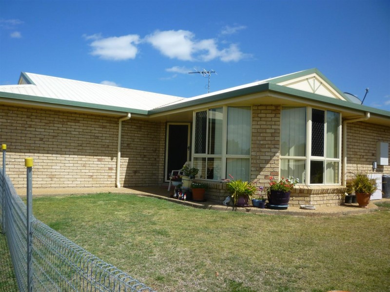 9 Isabel Court, Gracemere QLD 4702