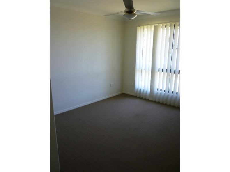 8 Joseph Street, Gracemere QLD 4702