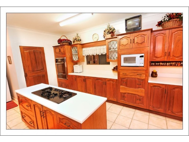 32 Black Gin Creek Road, Alton Downs QLD 4702