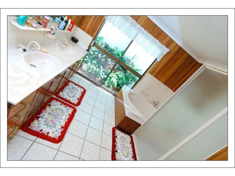 32 Black Gin Creek Road, Alton Downs QLD 4702