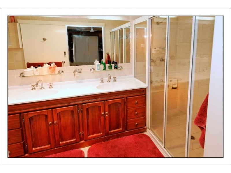 32 Black Gin Creek Road, Alton Downs QLD 4702