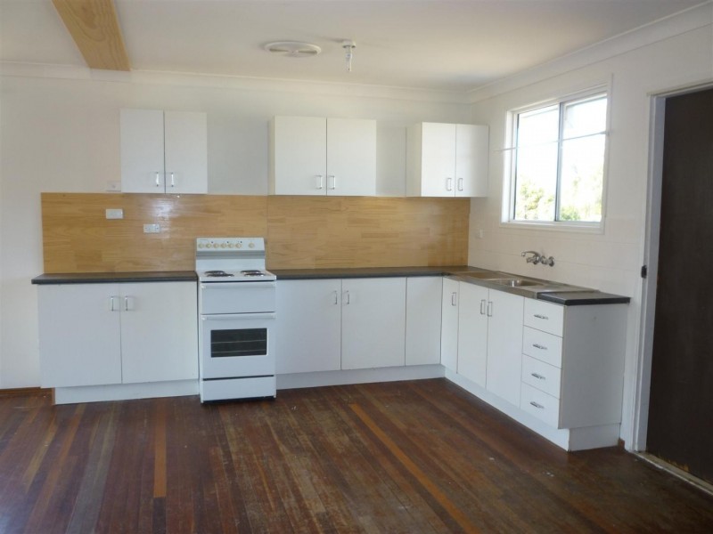 7 Cowan Street, Gracemere QLD 4702