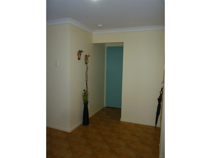 32 Hutchings Street, Gracemere QLD 4702