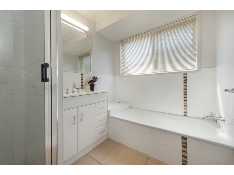 10 Breakspear Street, Gracemere QLD 4702