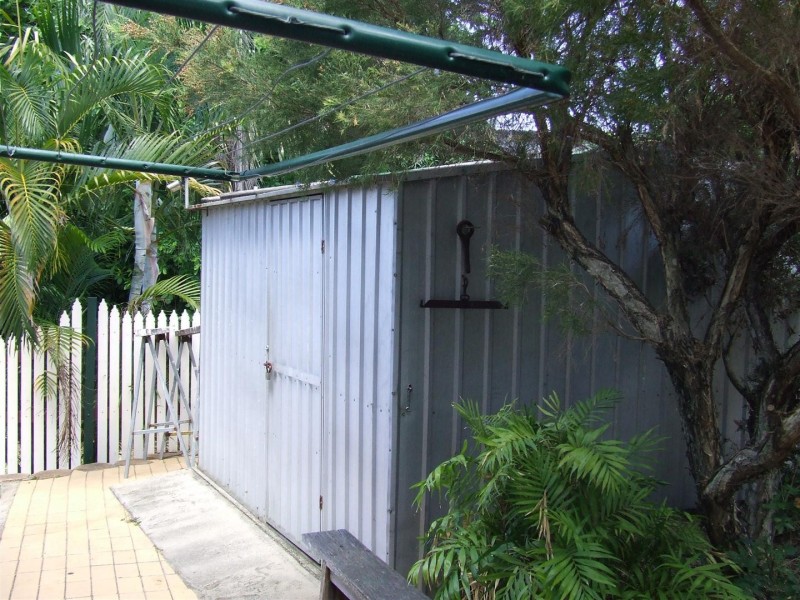 2 Quarry Street, The Range QLD 4700