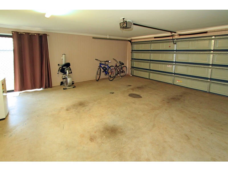 50 Buxton Drive, Gracemere QLD 4702