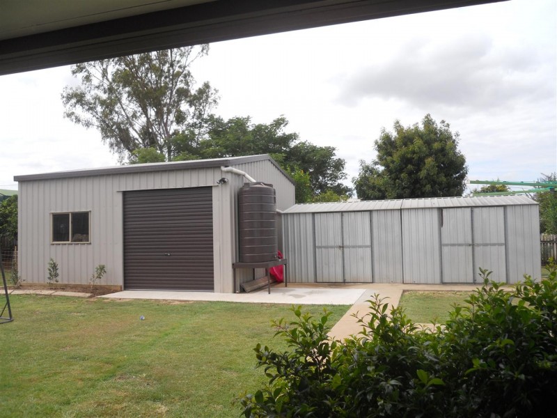 13 Gleeson Close, Gracemere QLD 4702