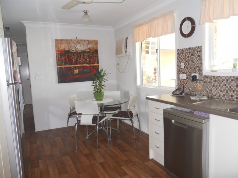 13 Gleeson Close, Gracemere QLD 4702