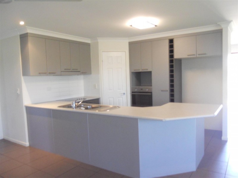 7 Lorikeet Court, Gracemere QLD 4702