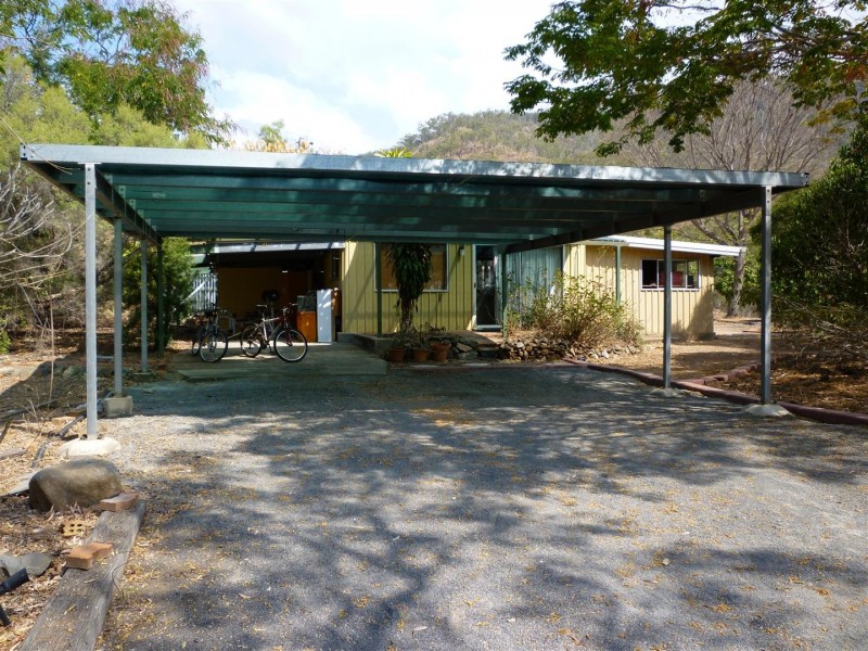 28 Dee Road, Bouldercombe QLD 4702