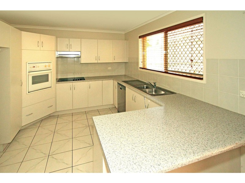 17 Jeffries Street, The Range QLD 4700