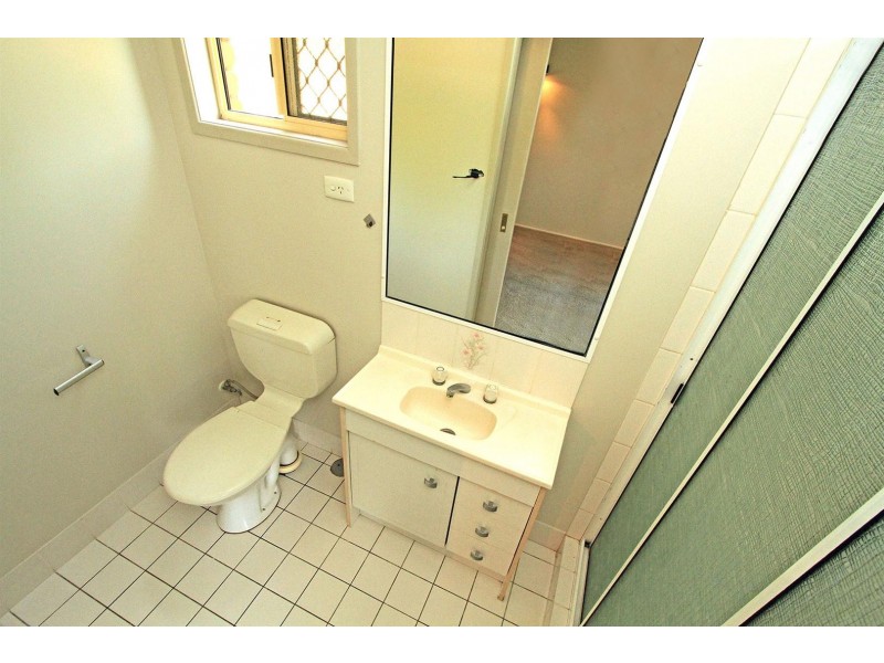 17 Jeffries Street, The Range QLD 4700