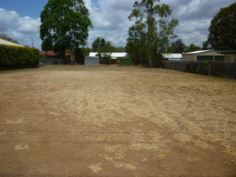 24 Stover Street, Gracemere QLD 4702