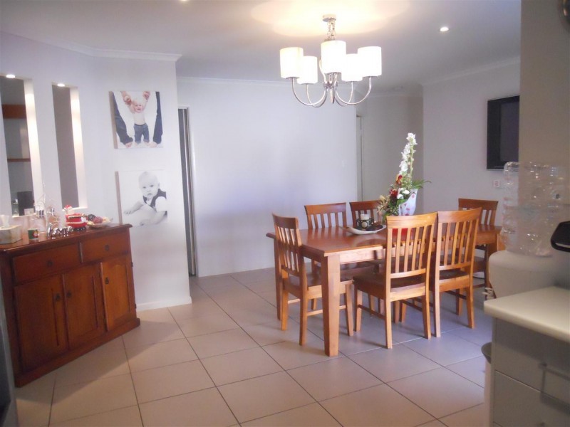 6 Rosella Drive, Gracemere QLD 4702